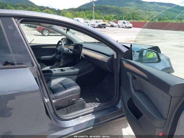 2022 TESLA MODEL Y 7SAYGDEF5NF534867 Photo 4