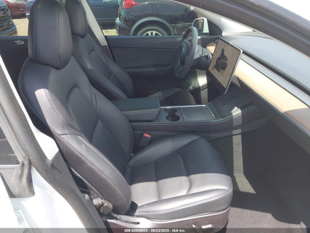 2022 TESLA MODEL Y 7SAYGDEE5NF439765 Photo 4