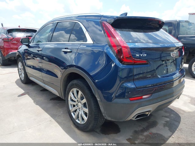 2021 CADILLAC XT4 1GYFZCR47MF068798 Photo 2
