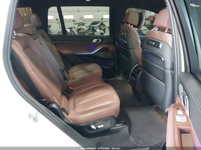 5UX33EM09P9P12572 BMW X7