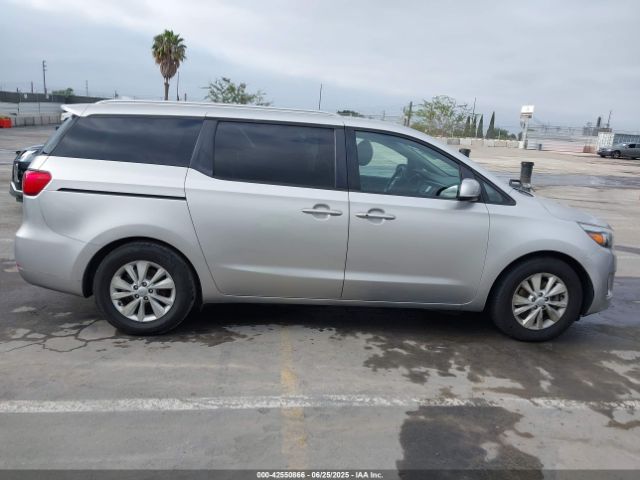 KNDMB5C13H6253108 KIA 2017