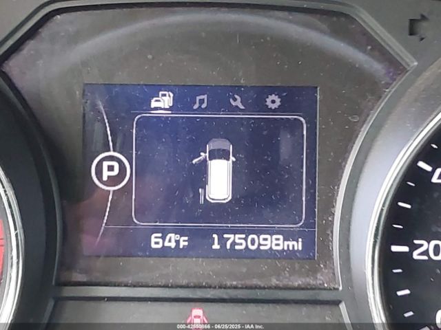 KNDMB5C13H6253108 KIA 2017