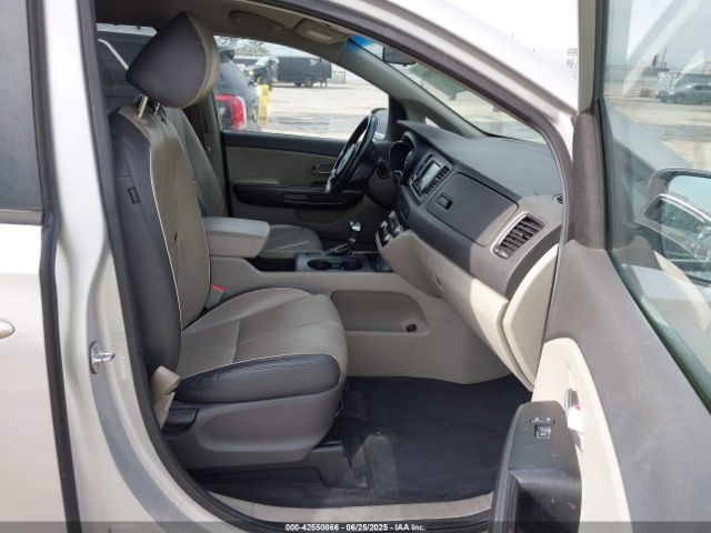KNDMB5C13H6253108 KIA 2017