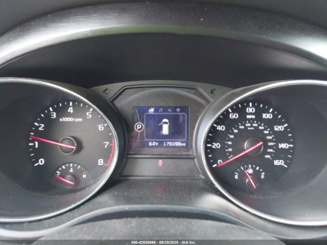 KNDMB5C13H6253108 KIA 2017