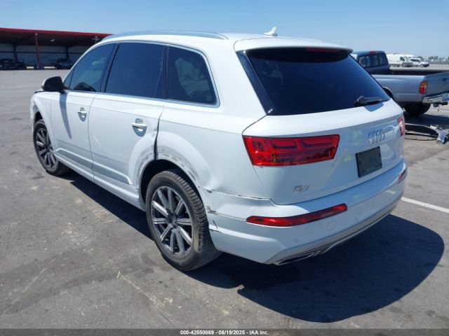 2019 AUDI Q7 WA1LHAF77KD031333 Photo 2