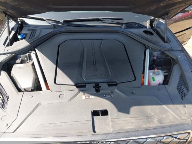 2024 GENESIS ELECTRIFIED GV70 5NMMCET12RH001383 Photo 9