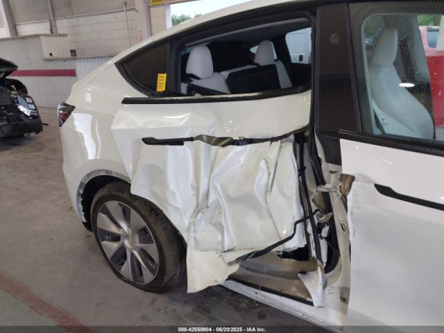 2023 TESLA MODEL Y 7SAYGAEE2PF968298 Photo 5