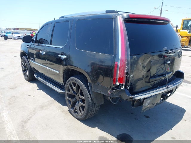 2007 CADILLAC ESCALADE 1GYFK63817R233975 Photo 2