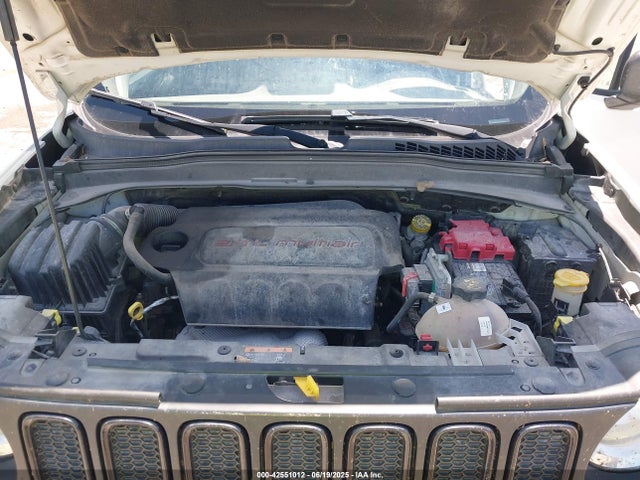 Jeep 2018 2018 ZACCJBAB5JPH67828 Image 10