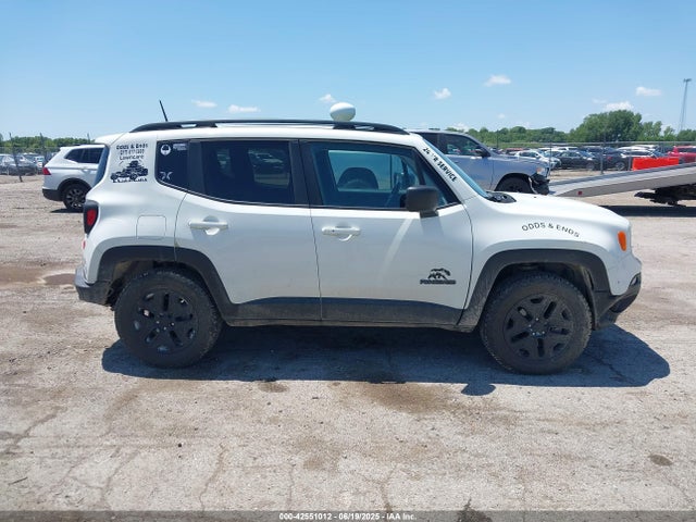 Jeep 2018 2018 ZACCJBAB5JPH67828 Image 13