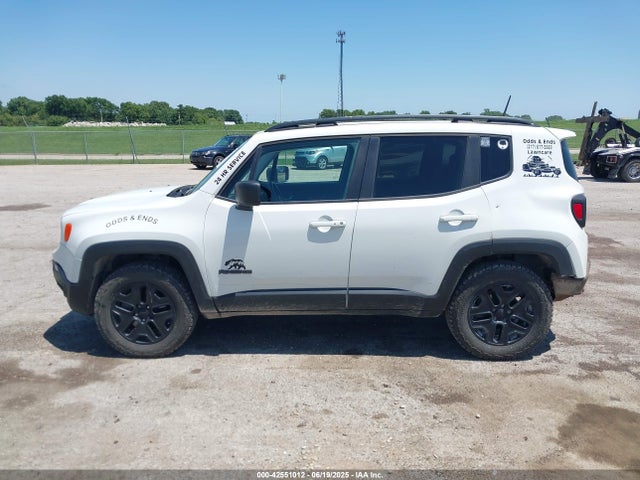 Jeep 2018 2018 ZACCJBAB5JPH67828 Image 14