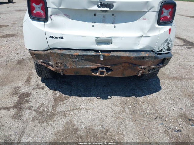 Jeep 2018 2018 ZACCJBAB5JPH67828 Image 6