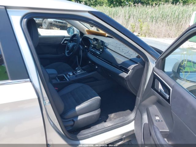 2023 MITSUBISHI OUTLANDER JA4J4UA81PZ056596 Photo 4