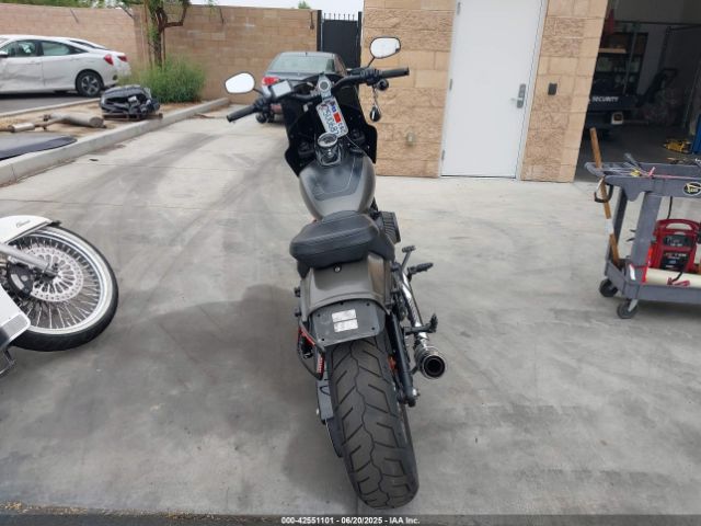 2018 HARLEY-DAVIDSON FXFBS 1HD1YLK17JC022547 Photo 5