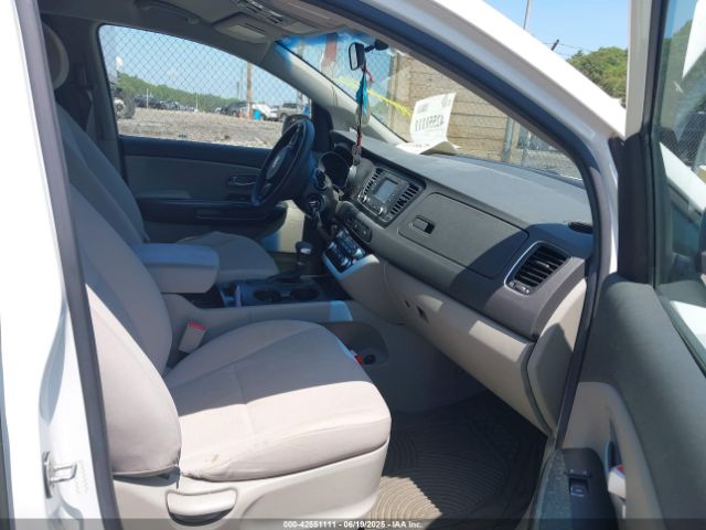 2018 KIA SEDONA KNDMB5C1XJ6383165 Photo 4