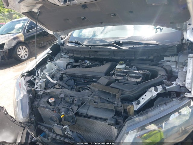 Nissan 2017 2017 JN8AT2MT9HW150794 Image 10