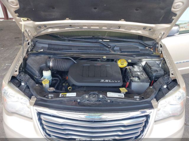 2015 CHRYSLER TOWN & COUNTRY 2C4RC1GG0FR573664 Photo 9