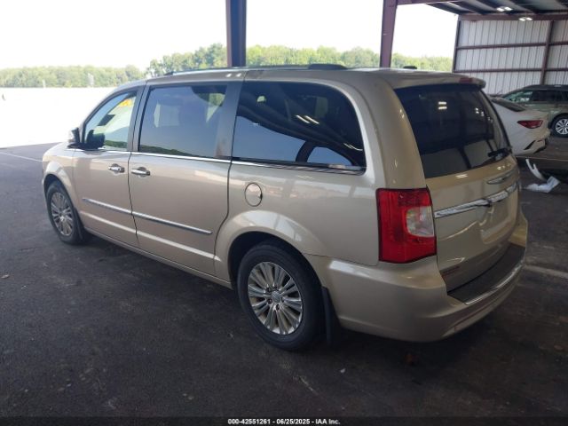 2015 CHRYSLER TOWN & COUNTRY 2C4RC1GG0FR573664 Photo 2