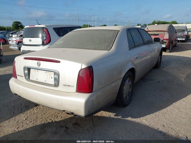 42551321 :رقم المزاد ، 1G6KD54Y4YU225362 vin ، 2000 Cadillac Deville Standard مزاد بيع