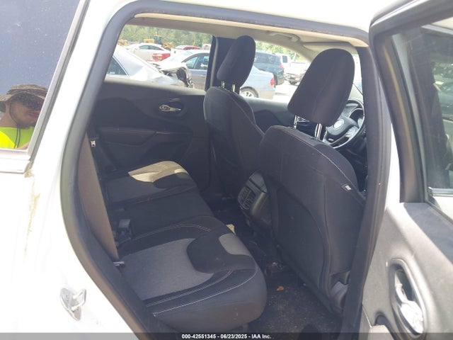 1C4PJMCB6EW150778 Jeep Cherokee