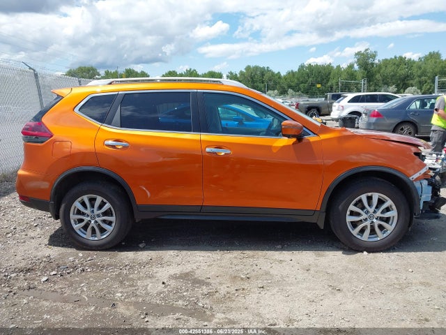 Nissan Rogue 2018 5N1AT2MV7JC765165 Image 14