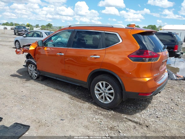Nissan Rogue 2018 5N1AT2MV7JC765165 Image 3