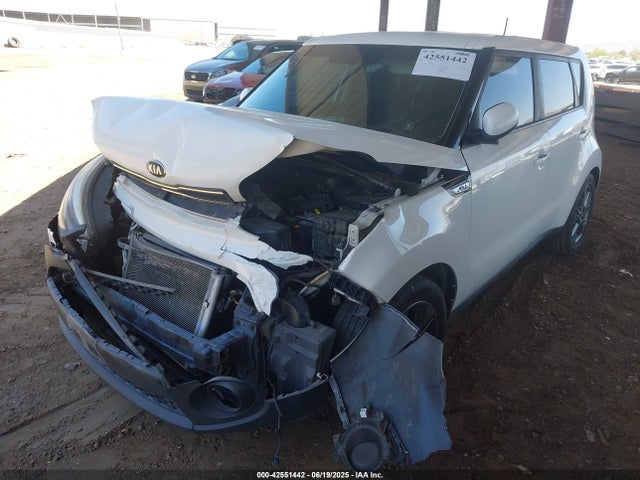 KNDJN2A20J7534996 KIA g