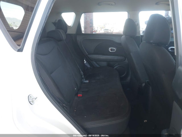 KNDJN2A20J7534996 KIA g