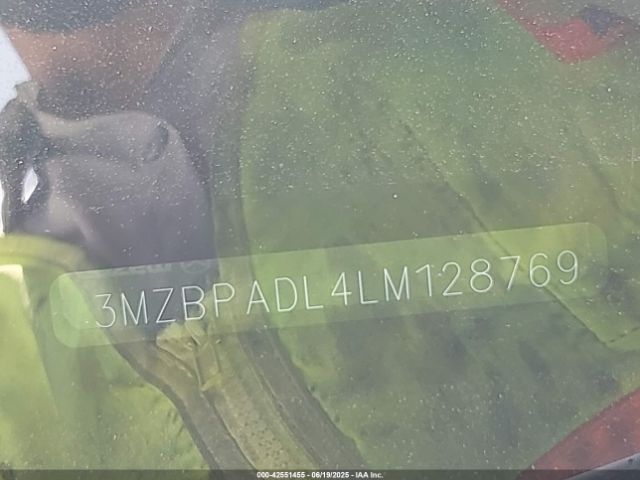 2020 MAZDA MAZDA3 3MZBPADL4LM128769 Photo 8
