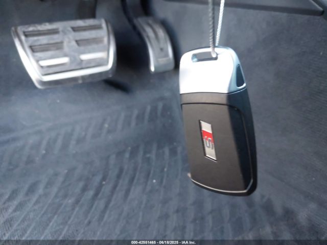 2018 AUDI S4 WAUC4AF44JA100841 Photo 10