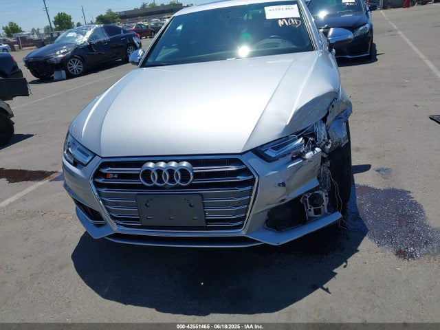 Audi 2018 2018 WAUC4AF44JA100841 Image 12