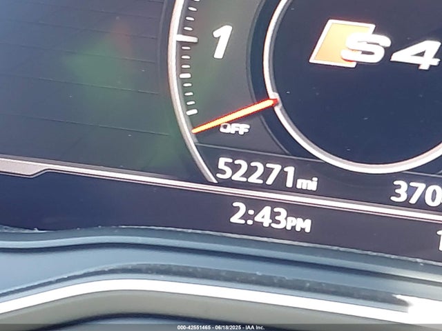 Audi 2018 2018 WAUC4AF44JA100841 Image 15