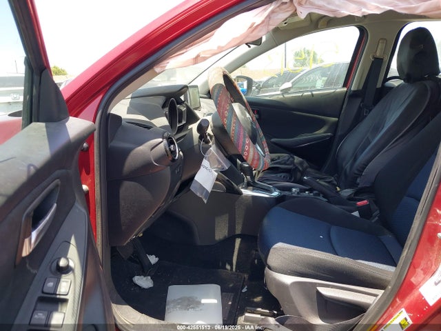 3MYDLBYV8HY156097 Toyota p5v