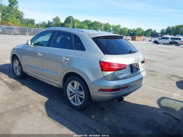 2017 AUDI Q3 WA1JCCFS0HR002418 Photo 2