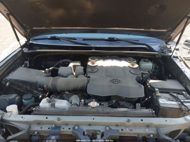 2018 TOYOTA 4RUNNER JTEBU5JR7J5490718 Photo 9