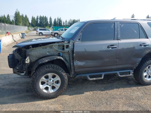 2018 TOYOTA 4RUNNER JTEBU5JR7J5490718 Photo 5