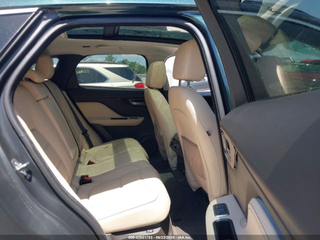 2017 JAGUAR F-PACE SADCK2BV1HA490874 Photo 7
