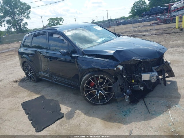 2020 AUDI Q7 WA1VXAF73LD004076 Photo 0