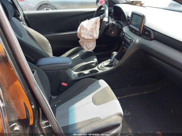 2019 HYUNDAI VELOSTER KMHTG6AF1KU003446 Photo 4