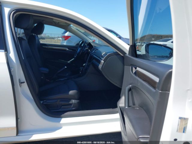 1VWBT7A39HC018666 Volkswagen 1.8 tsi