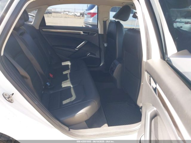 1VWBT7A39HC018666 Volkswagen 1.8 tsi