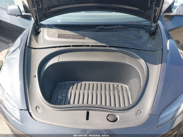 Tesla 2024 2024 5YJ3E1EA9RF726573 Image 10