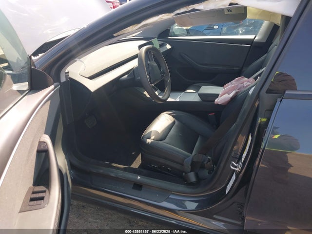 Tesla 2024 2024 5YJ3E1EA9RF726573 Image 5