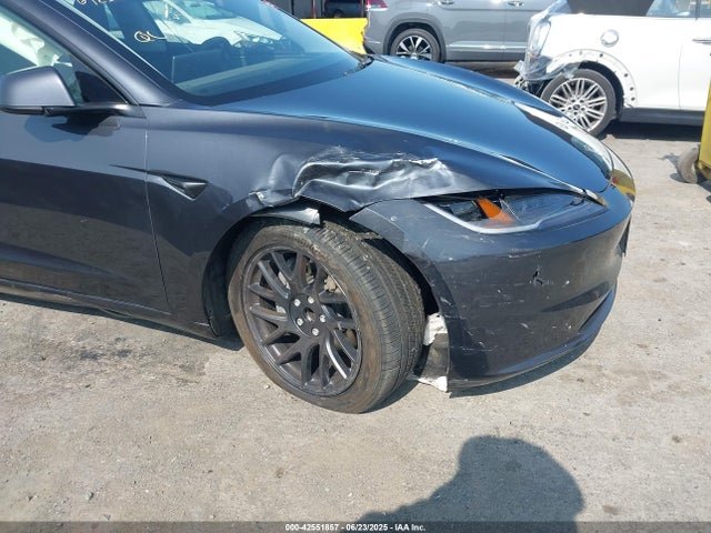 Tesla 2024 2024 5YJ3E1EA9RF726573 Image 6