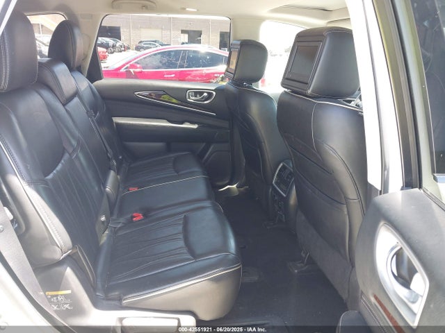 5N1CL0MM4GC510230 Infiniti 2016