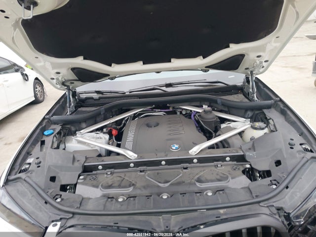 5UX33EX01R9W02503 BMW X6