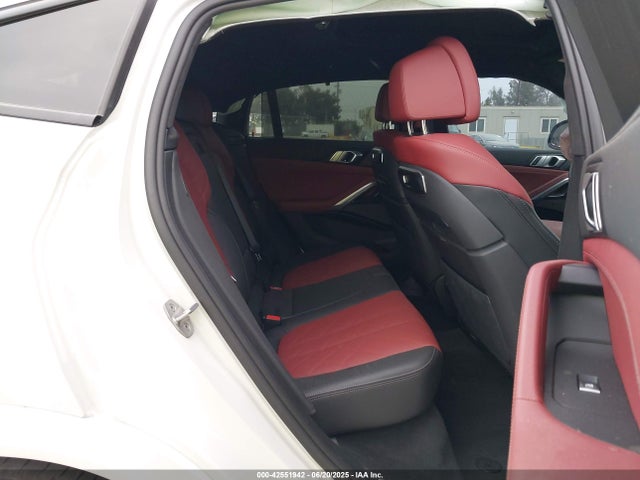 5UX33EX01R9W02503 BMW X6