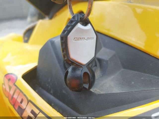 2021 CAN-AM OUTLANDER 3JBLWAU44MJ000458 Photo 10