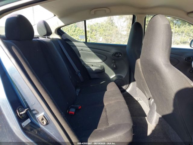 3N1CN7AP5FL817952 Nissan 2015
