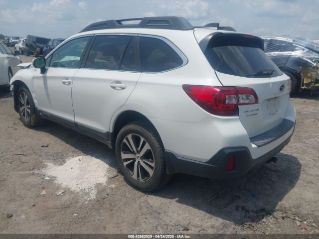 2018 SUBARU OUTBACK 4S4BSANC0J3349344 Photo 2